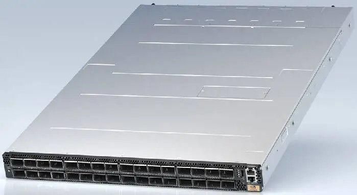 MQM9790-NS2F Mellanox Netzwerk-Schalter P2C Luftstrom 64 Port NDR 32 OSFP Port nicht verwaltet